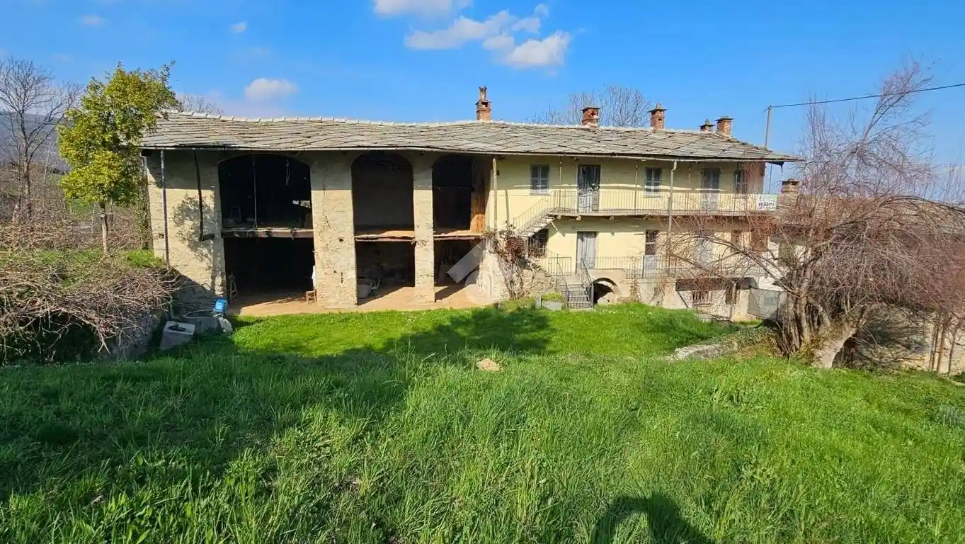 Casa indipendente in vendita a Prarostino