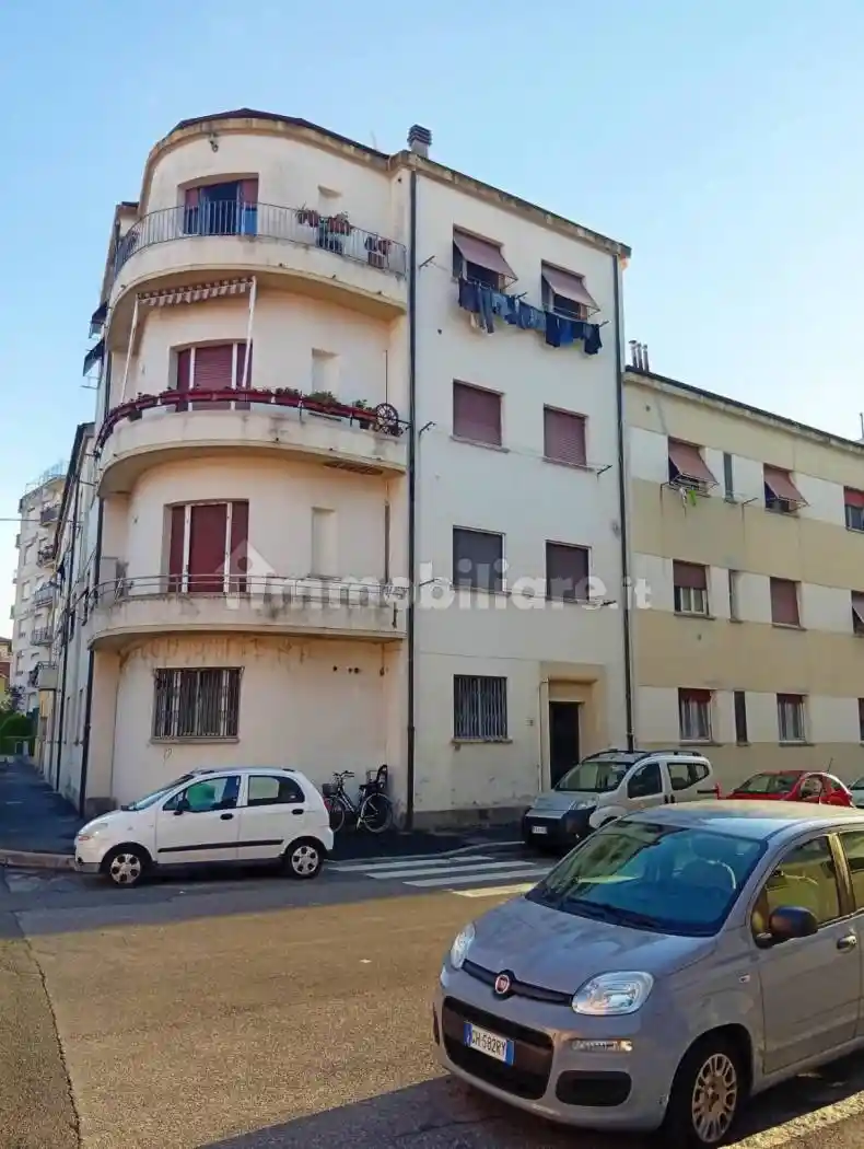 Appartamento in vendita a Livorno