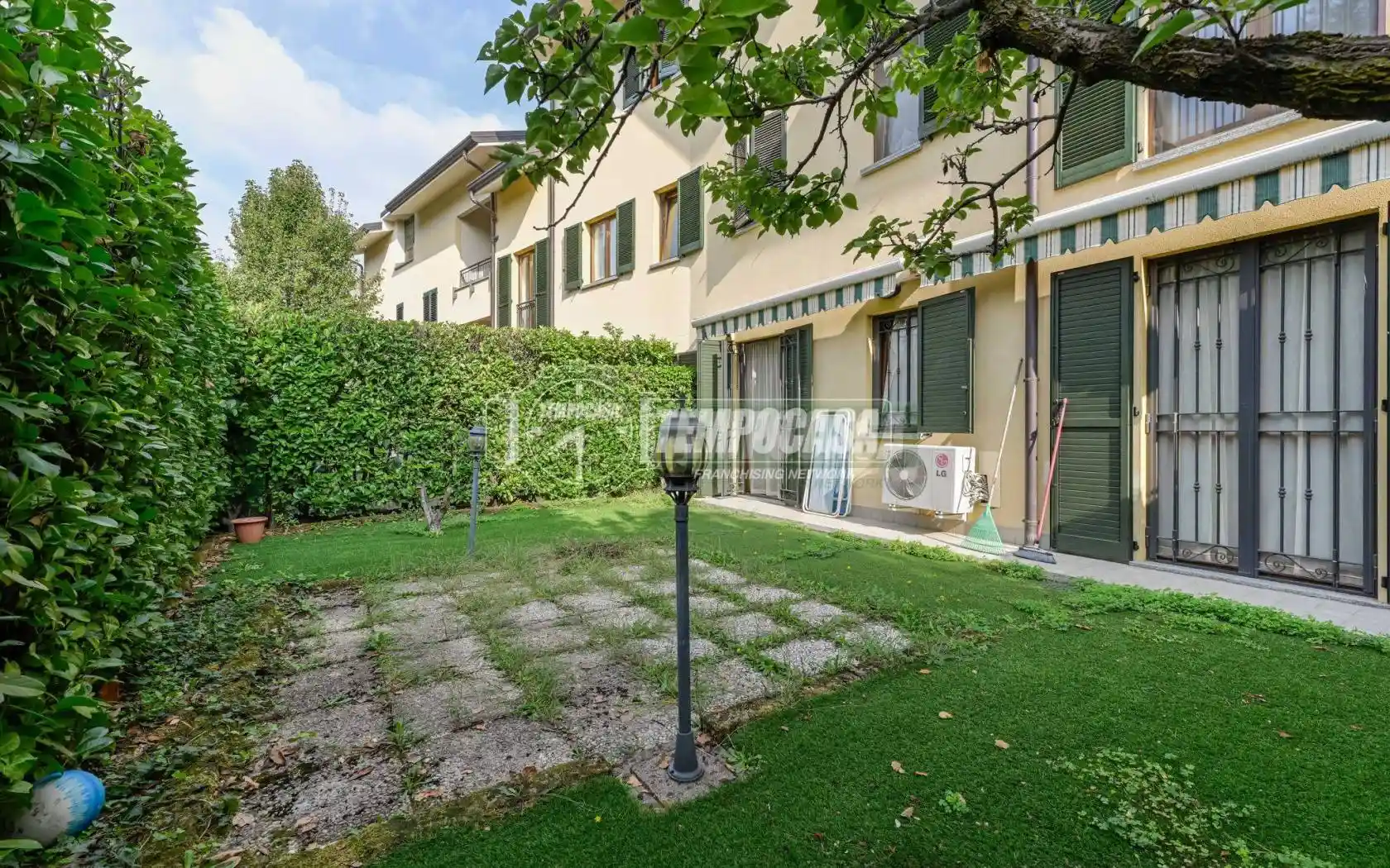Appartamento in vendita a Bernareggio