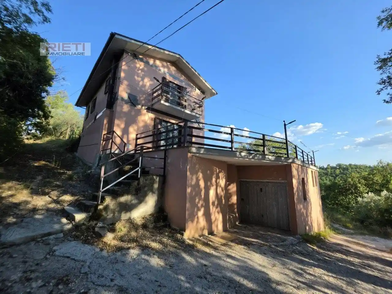 Casa indipendente in vendita a Rieti