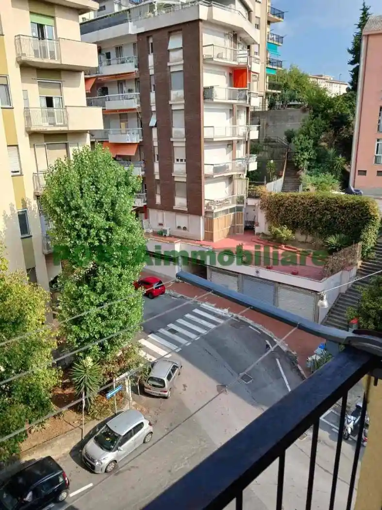 Appartamento in affitto a Savona