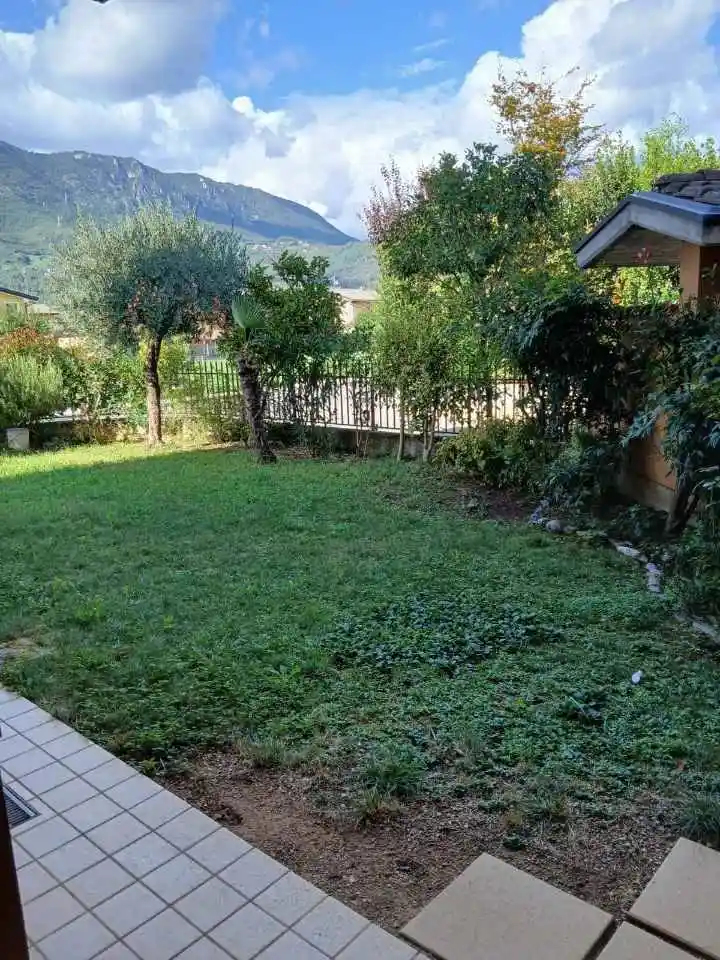 Appartamento in vendita a Botticino