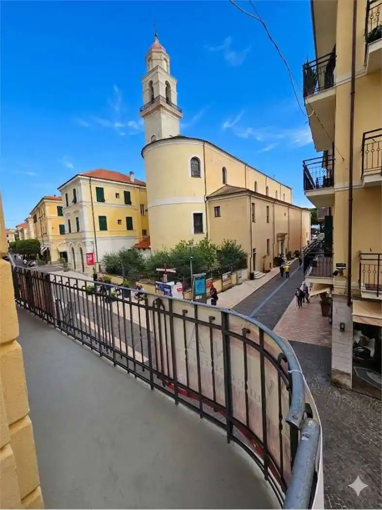 Appartamento in vendita a Diano Marina