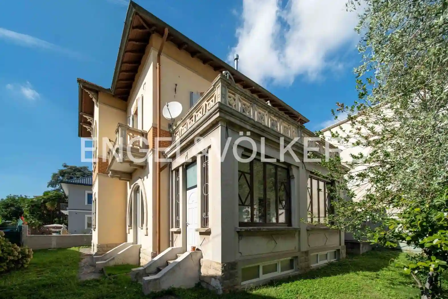 Villa - foto 3