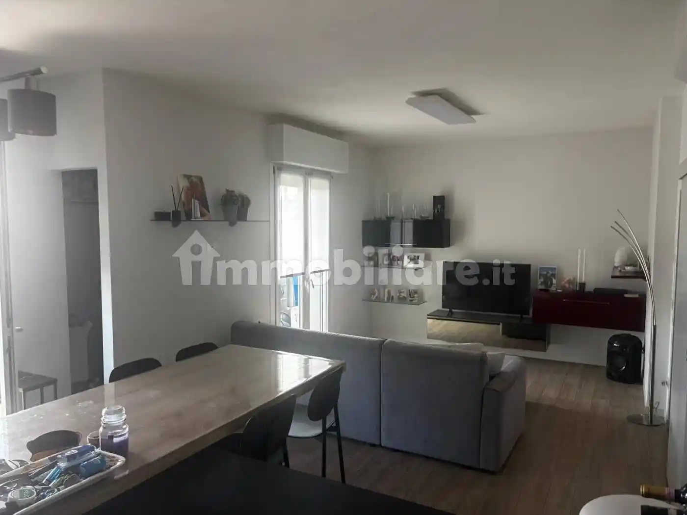 Appartamento in affitto a Peschiera del Garda