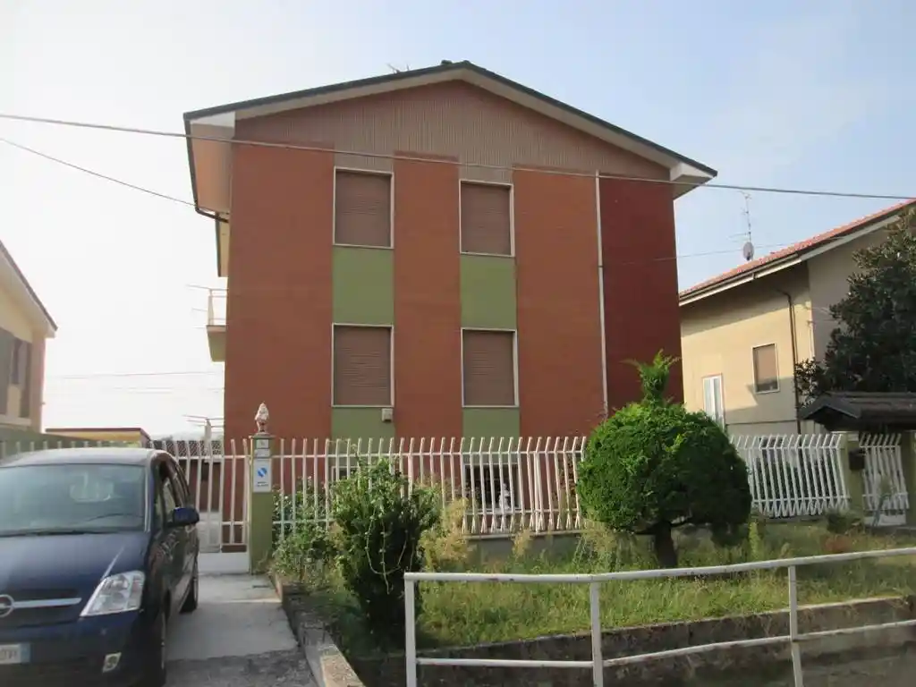 Villa in vendita a Trino