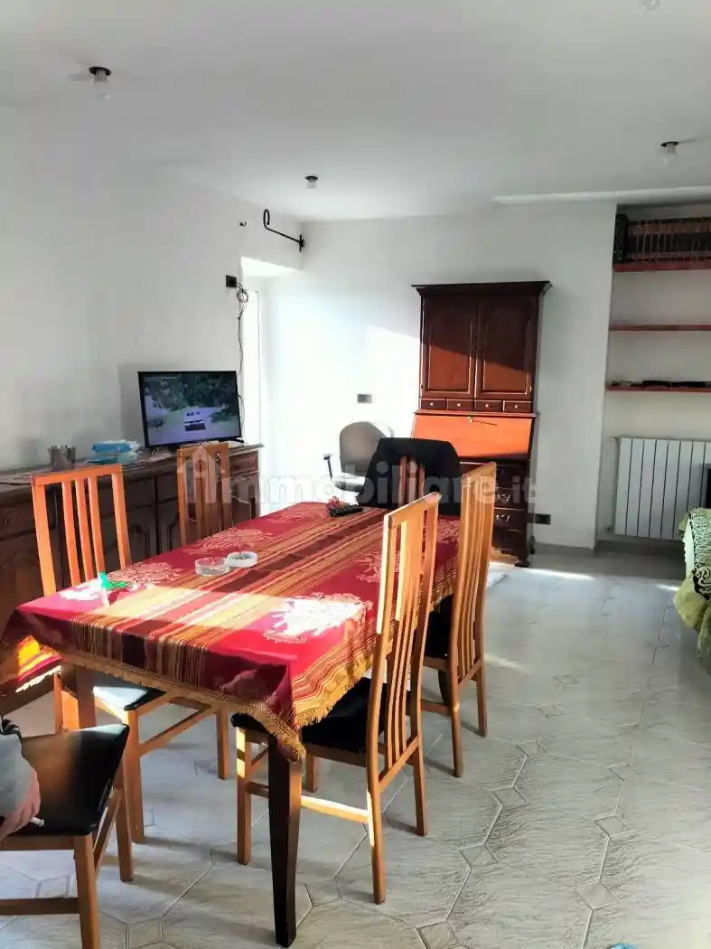 Casa indipendente in affitto a Torrita Tiberina