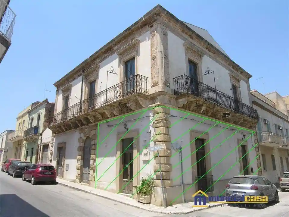 Casa indipendente in vendita a Pachino