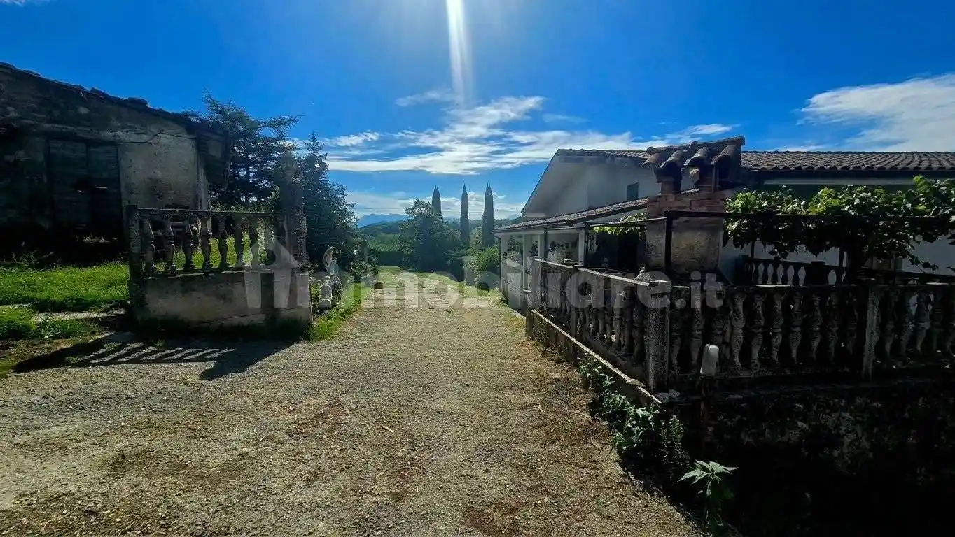 Casa indipendente in vendita a Genazzano