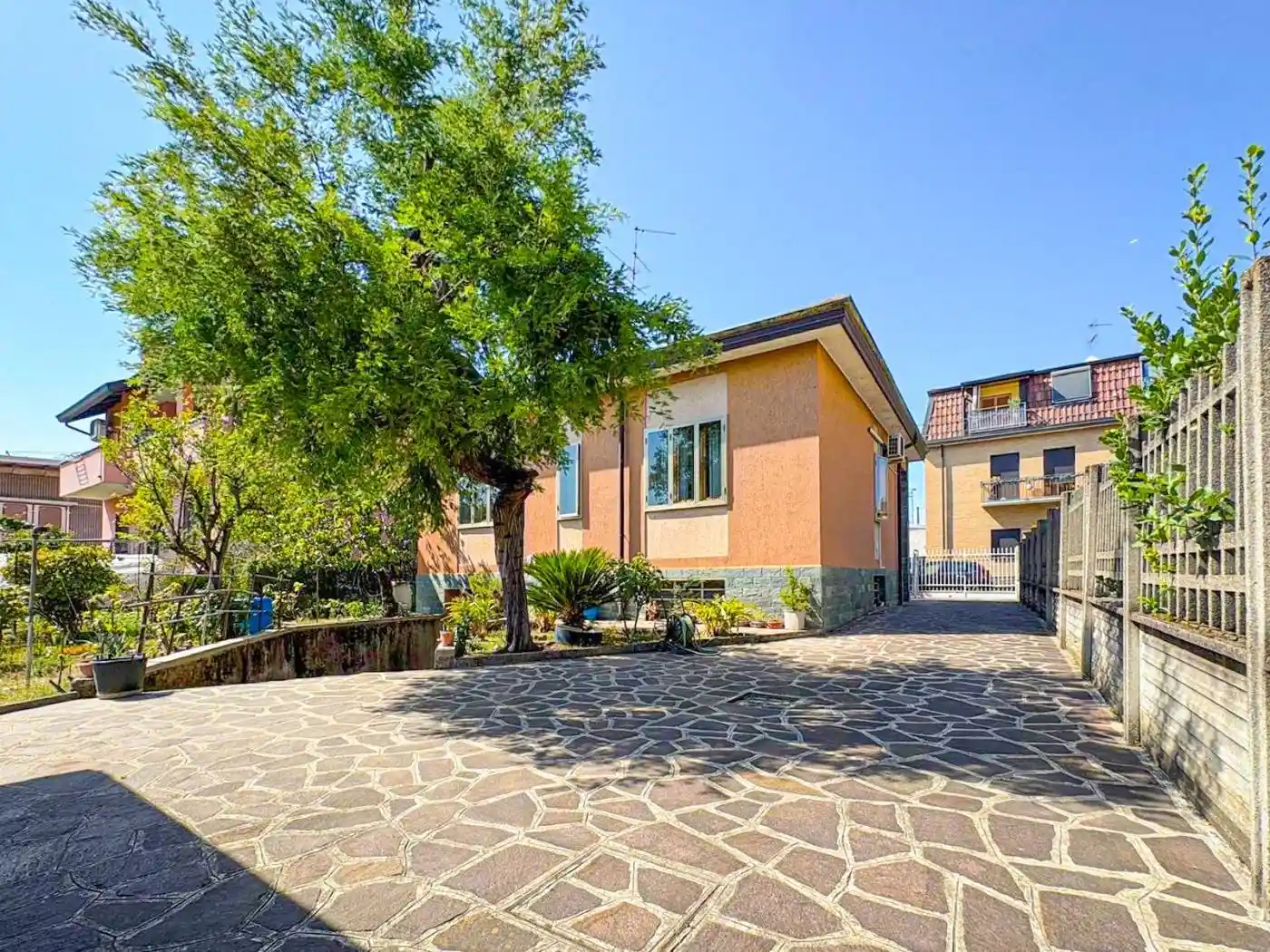 Villa in vendita a Paderno Dugnano