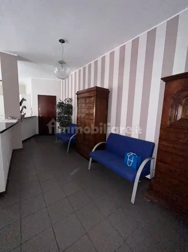 Palazzo - Edificio in affitto a Alessandria
