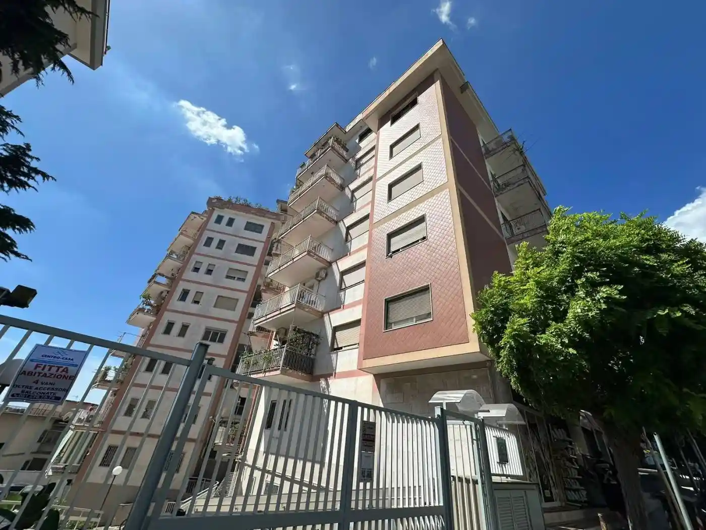 Appartamento in affitto a Napoli