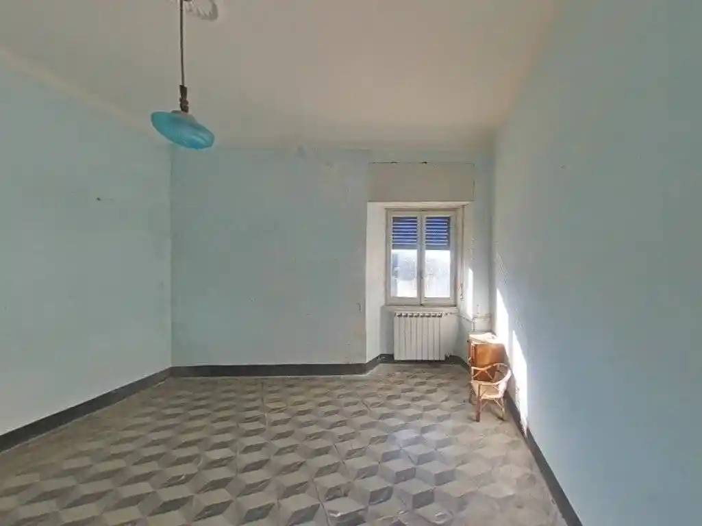 Casa indipendente in vendita a Sarzana