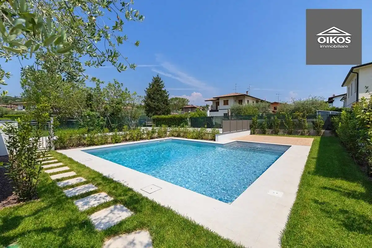 Appartamento in vendita a Padenghe sul Garda