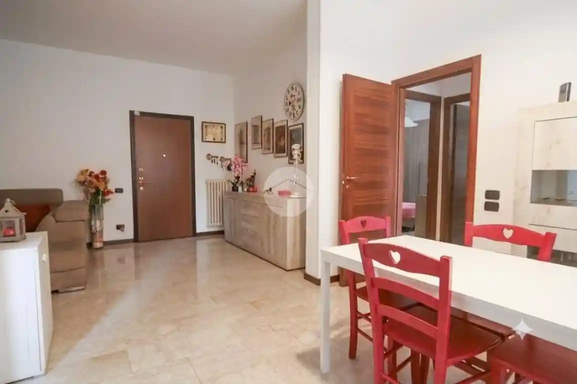 Appartamento in vendita a Sovico