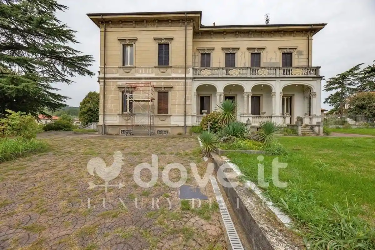 Villa in vendita a Castronno
