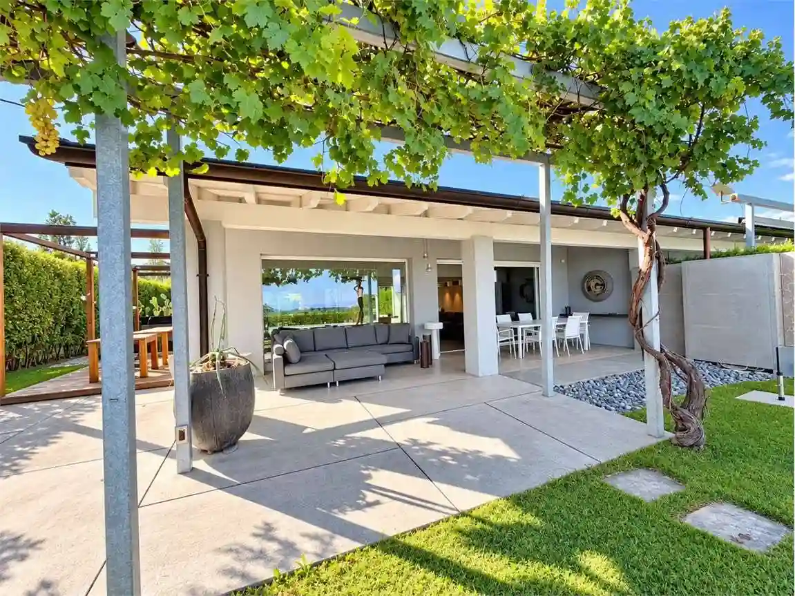 Villa - foto 2