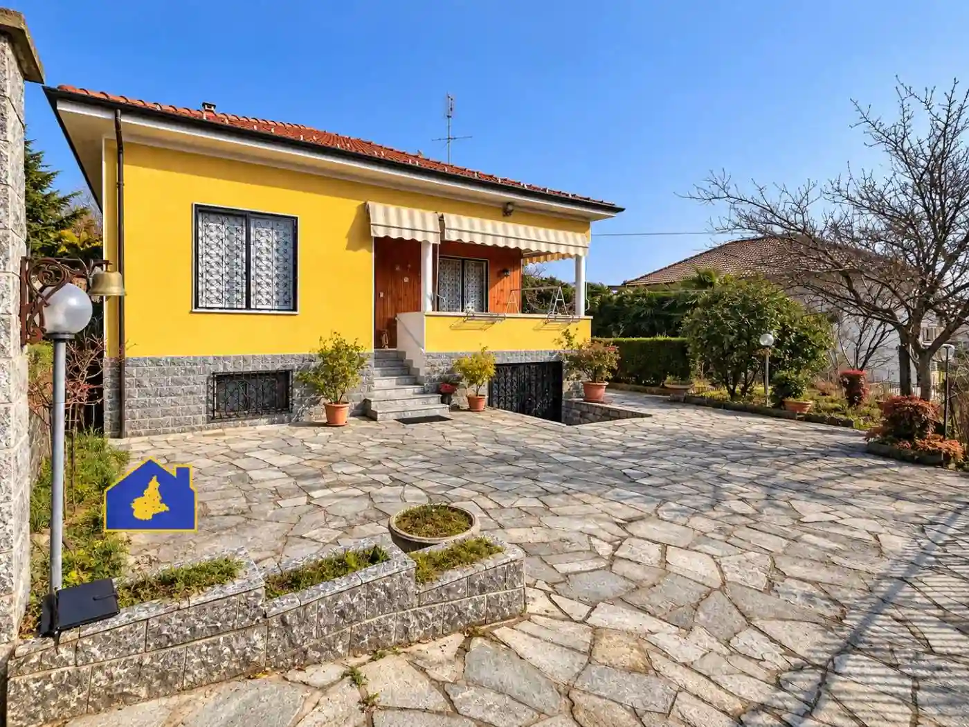Villa - foto 2