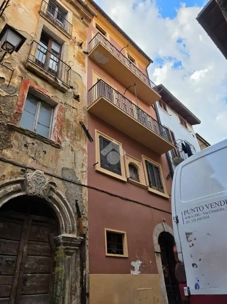 Palazzo - Edificio in vendita a Sora