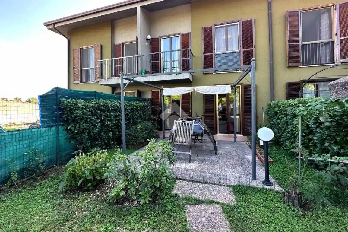 Villetta a schiera in vendita a Vaiano Cremasco