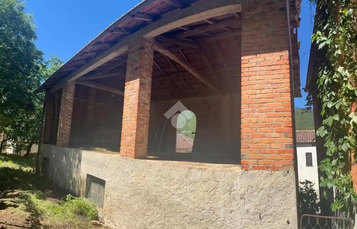 Rustico - Casale in vendita a Fabbrica Curone
