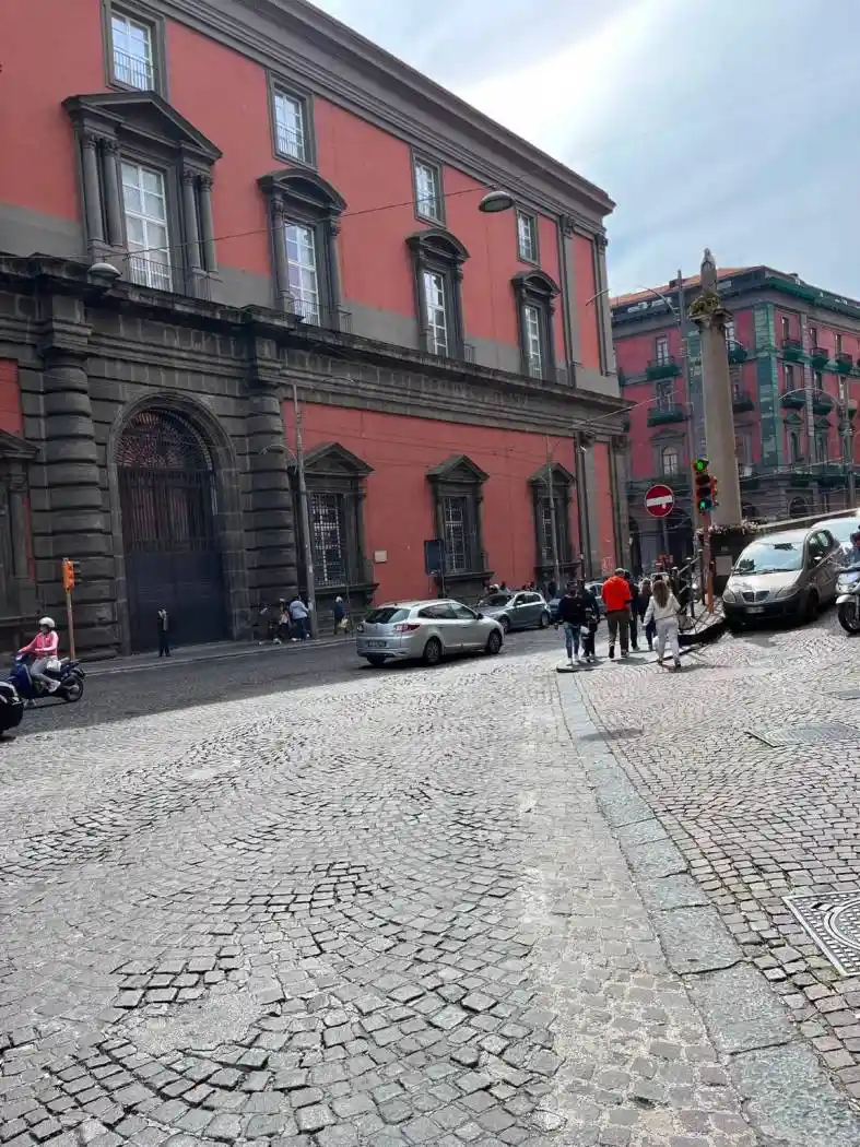 Appartamento in affitto a Napoli