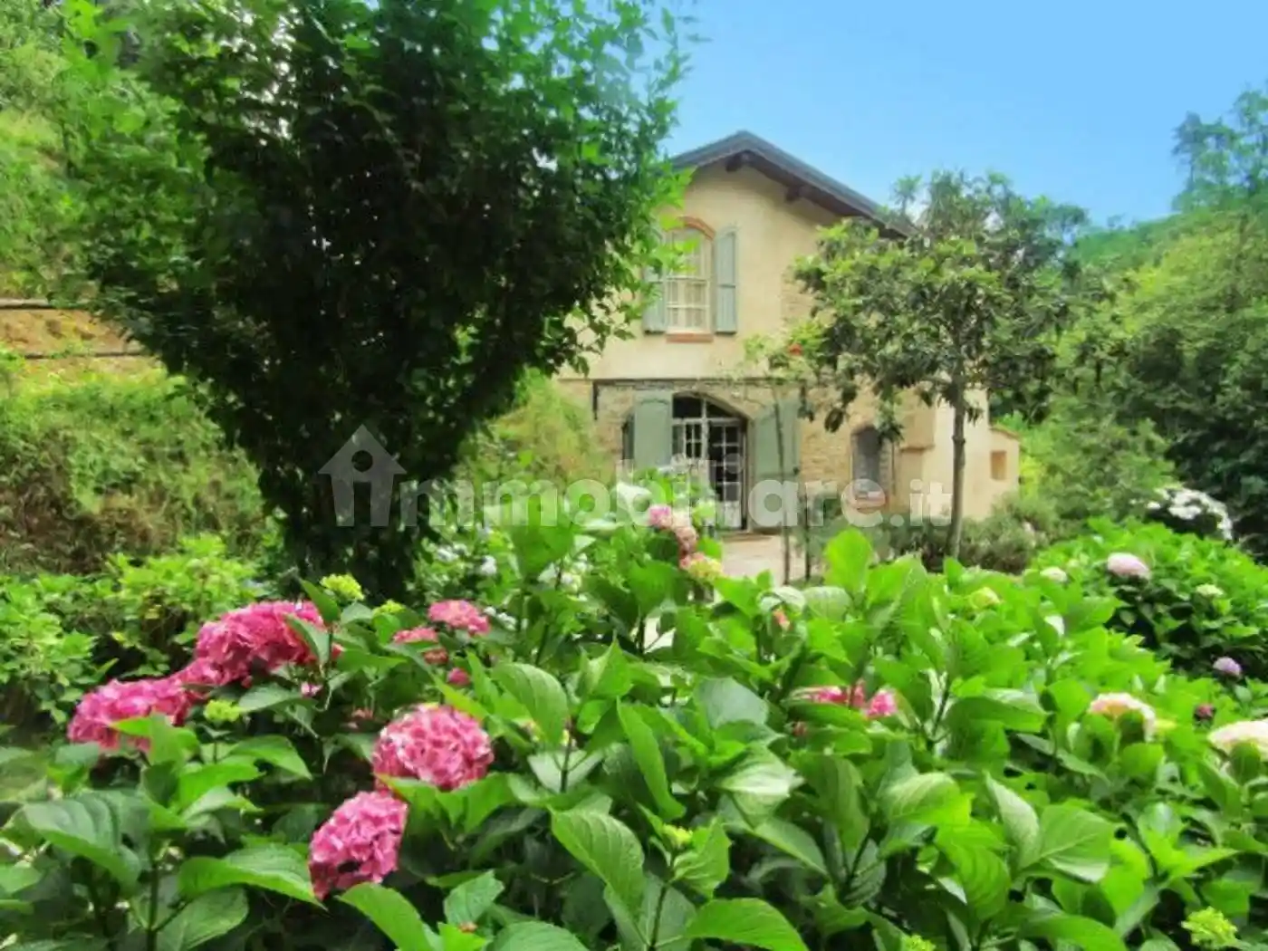 Villa in vendita a Camaiore