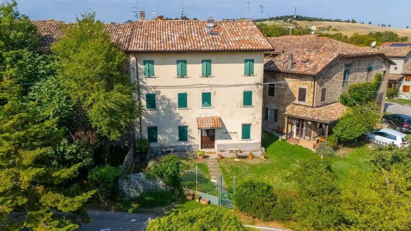 Appartamento in vendita a Viano