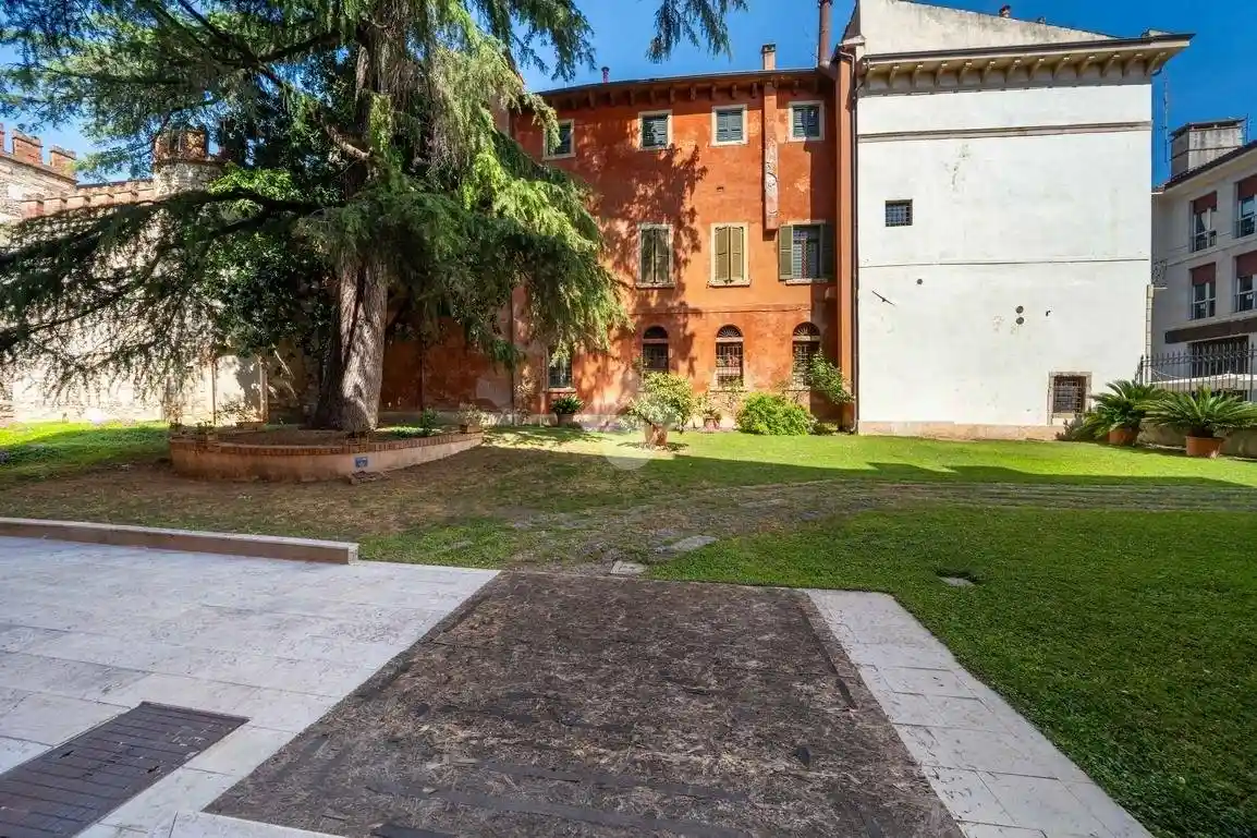 Appartamento in vendita a Verona