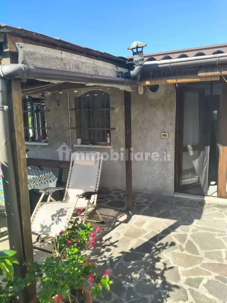 Villa in vendita a Riva del Po