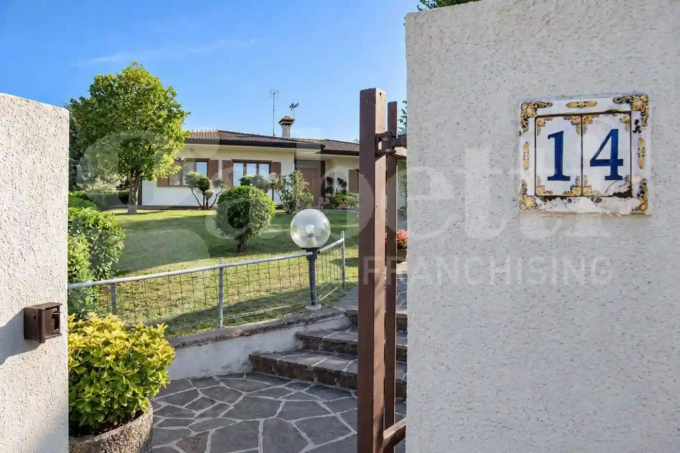 Villa - foto 2