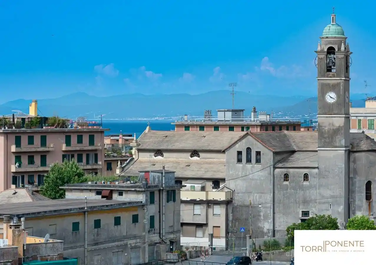 Appartamento in vendita a Genova