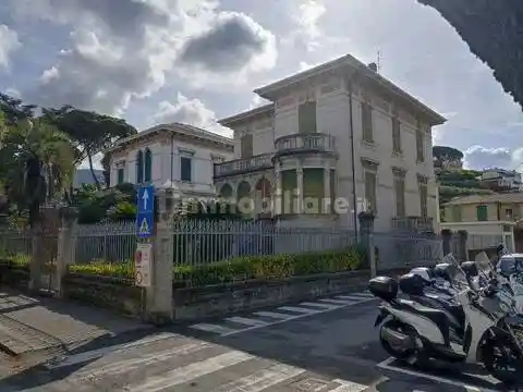 Villa in vendita a Lavagna
