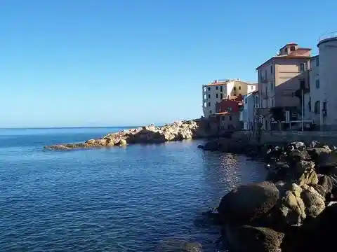 Appartamento in vendita a Marciana Marina