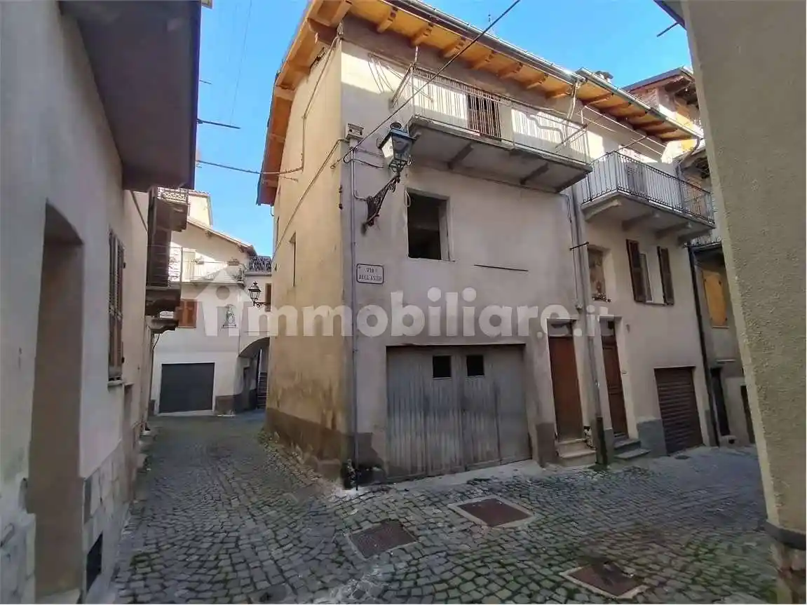 Casa indipendente in vendita a Ormea