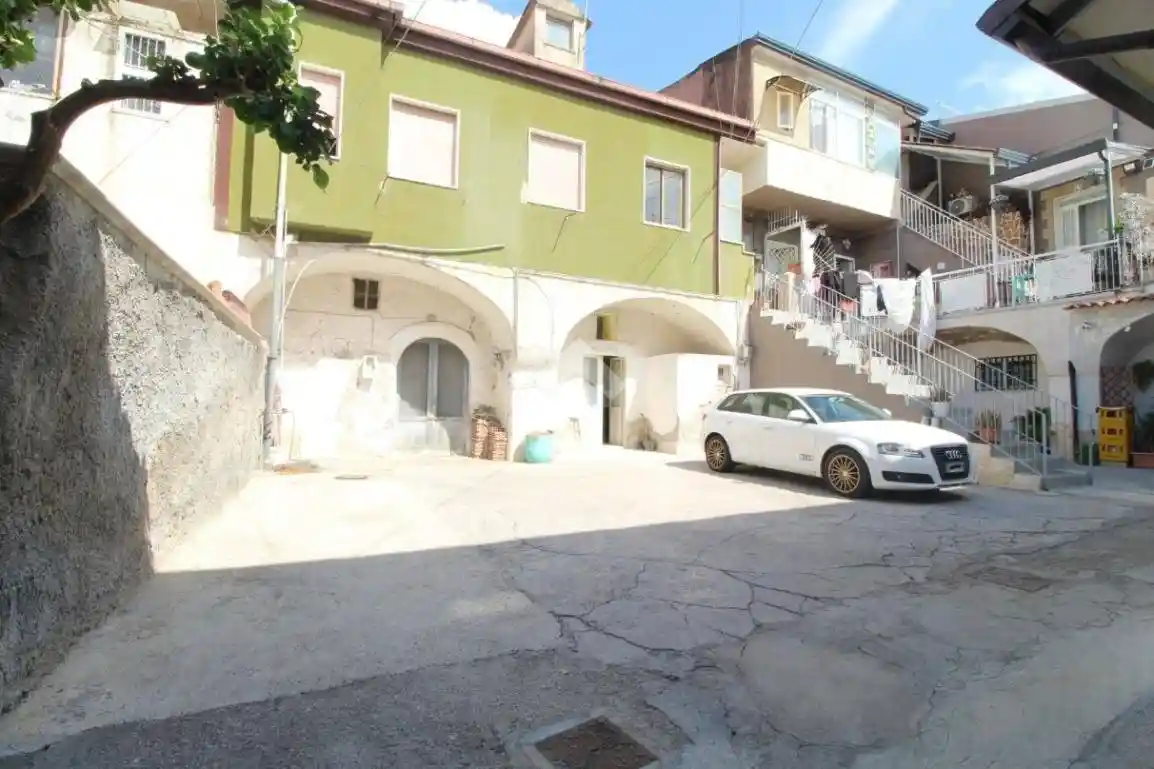 Rustico - Casale in vendita a Caserta
