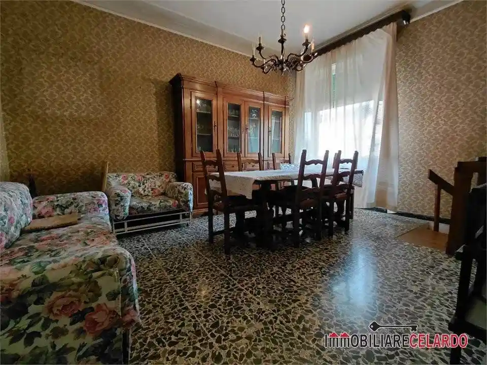 Appartamento in vendita a Colle di Val d'Elsa