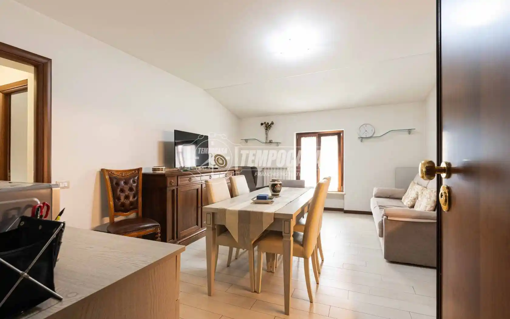 Appartamento in vendita a Lambrugo