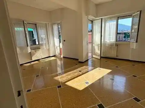 Appartamento in vendita a Rapallo