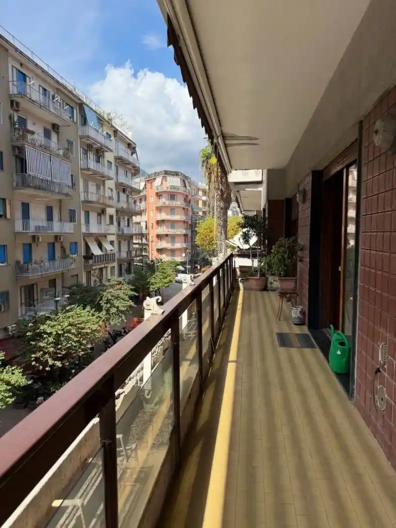 Appartamento in vendita a Salerno