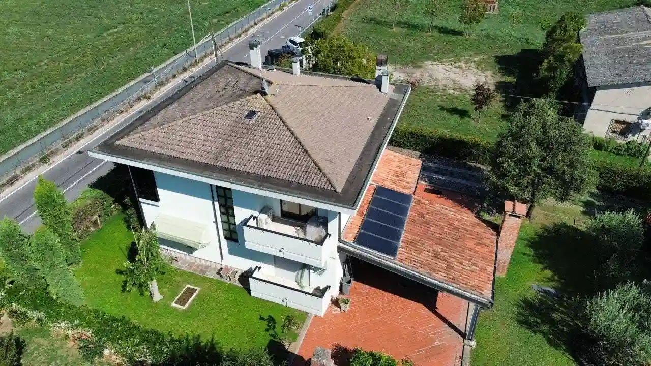 Villa - foto 2