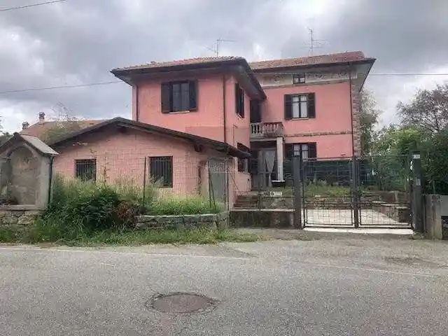 Villa in vendita a Biella
