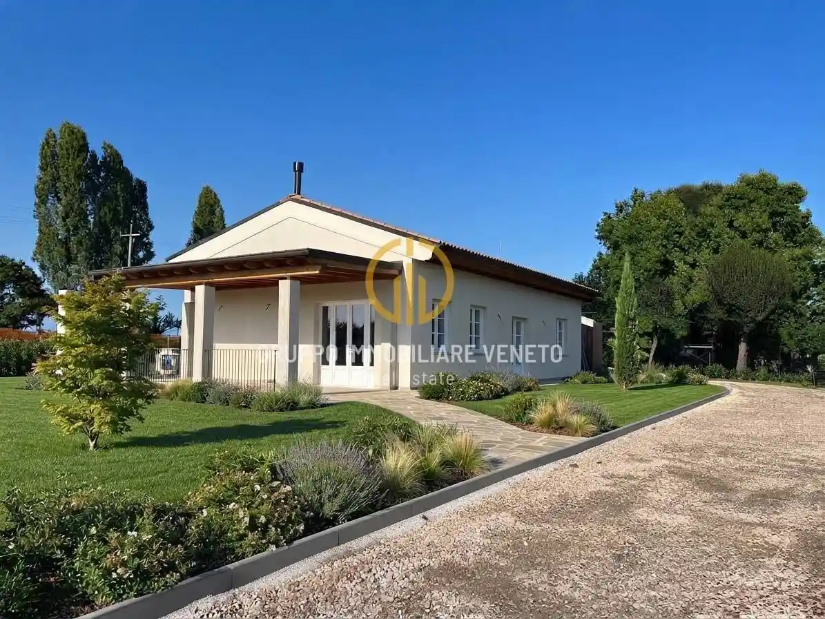 Villa in vendita a Silea