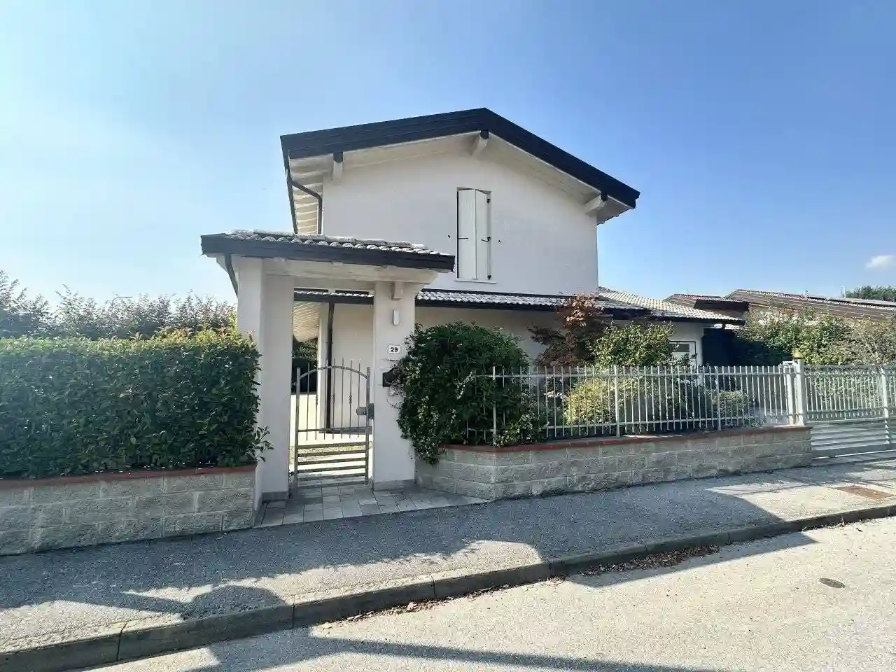 Villa - foto 3