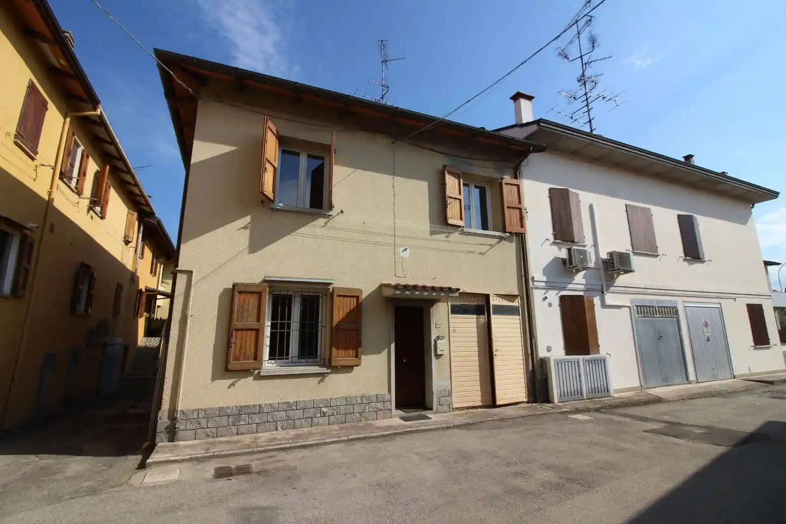Villa in vendita a Anzola dell'Emilia