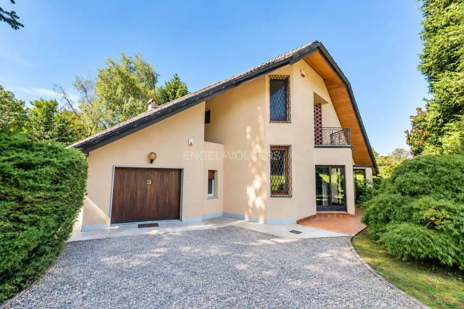 Villa in vendita a Cadrezzate con Osmate