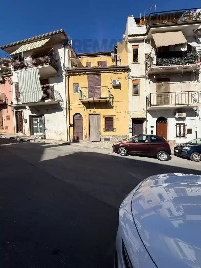 Appartamento in vendita a Sant'Agata di Militello