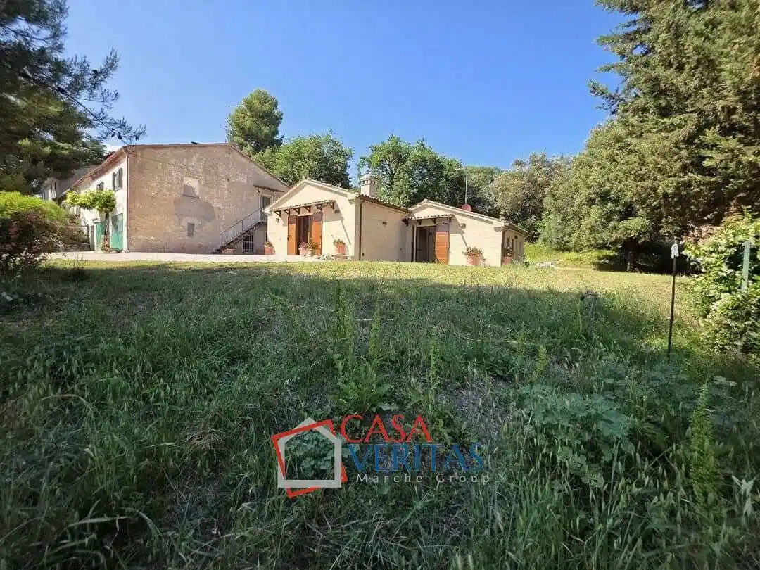 Villa in vendita a Camerano