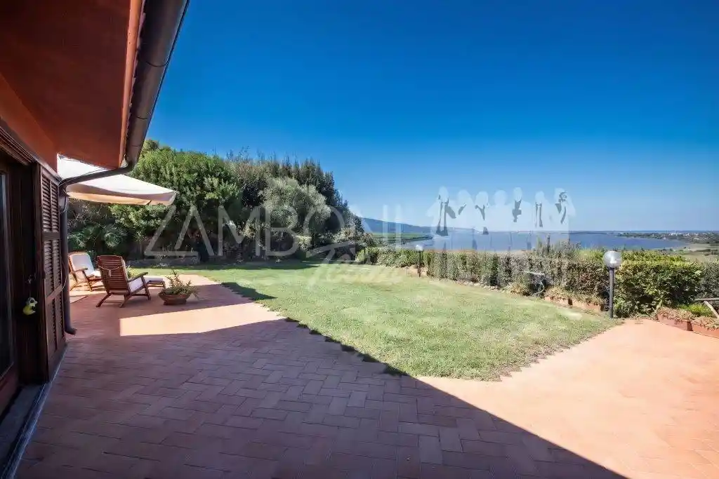 Villa in vendita a Orbetello