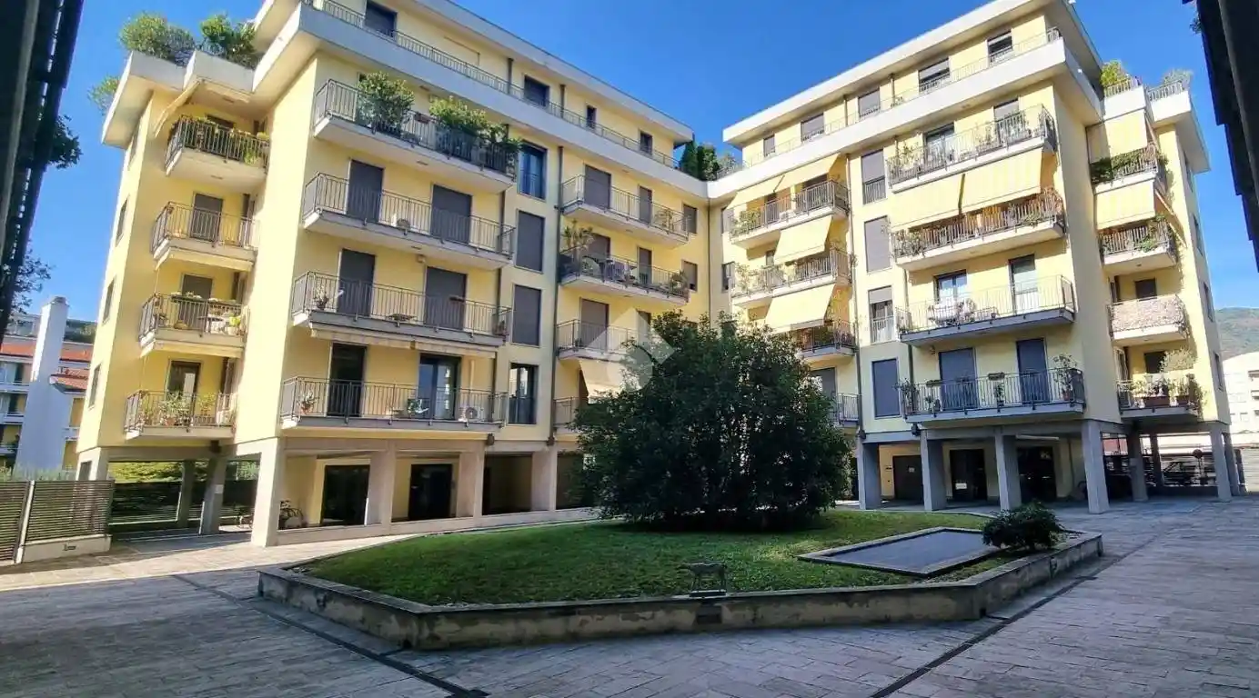 Appartamento in affitto a Como